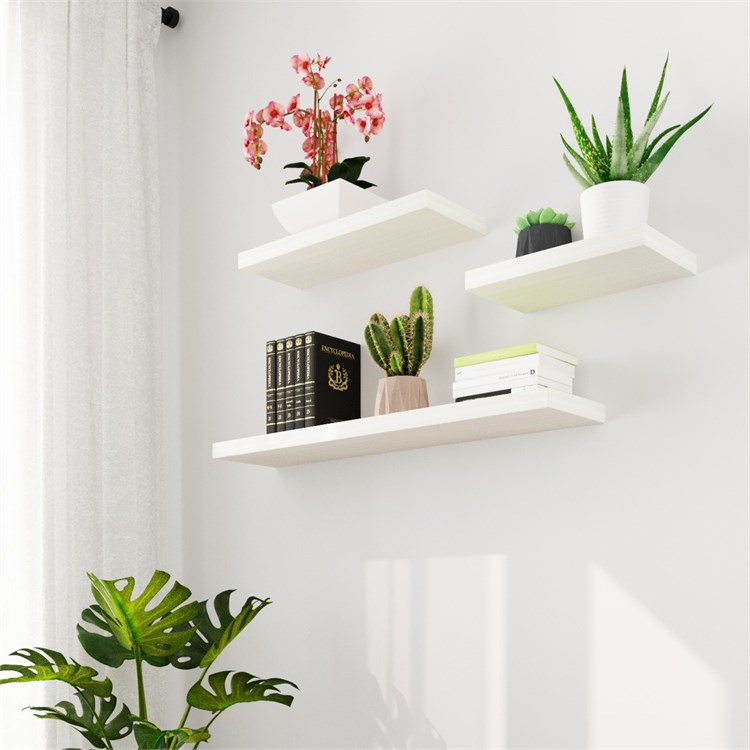 Wooden shelves in Mensole