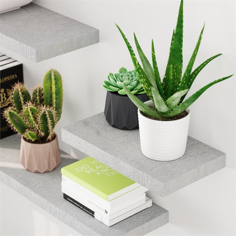 Wooden shelves in Mensole