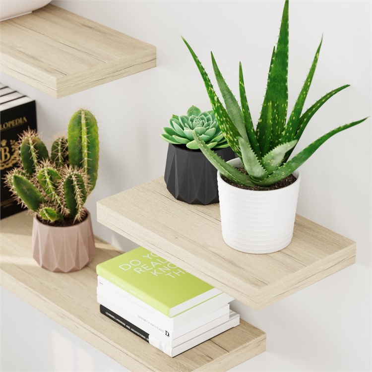 Wooden shelves in Mensole