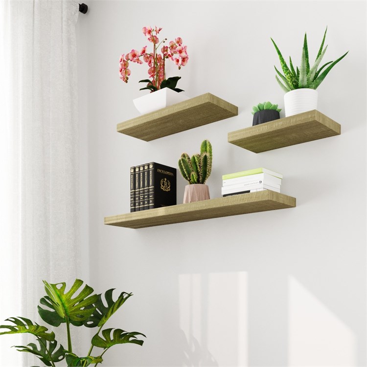 Wooden shelves in Mensole