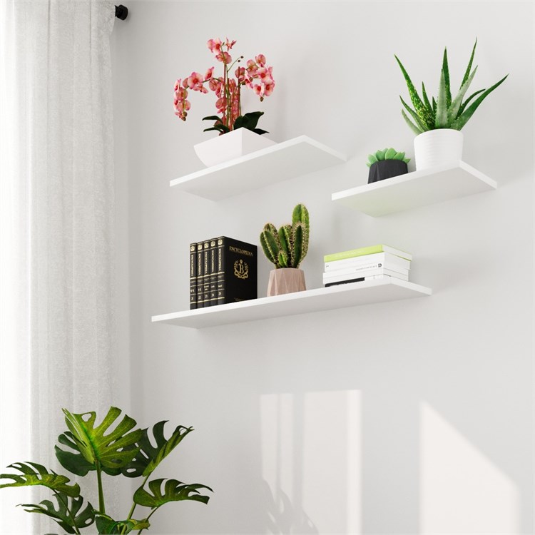Wooden shelves in Mensole