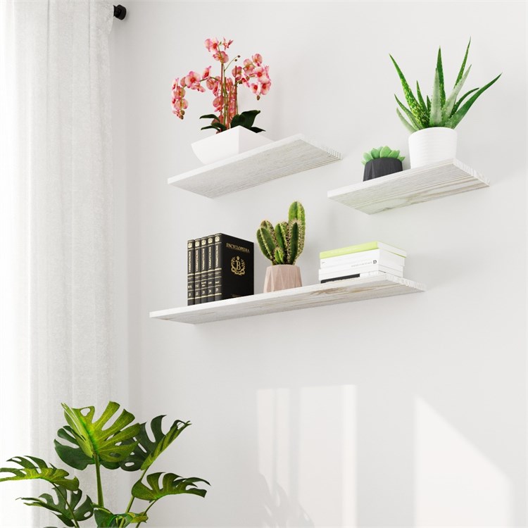 Wooden shelves in Mensole