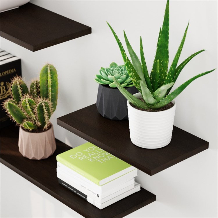 Wooden shelves in Mensole