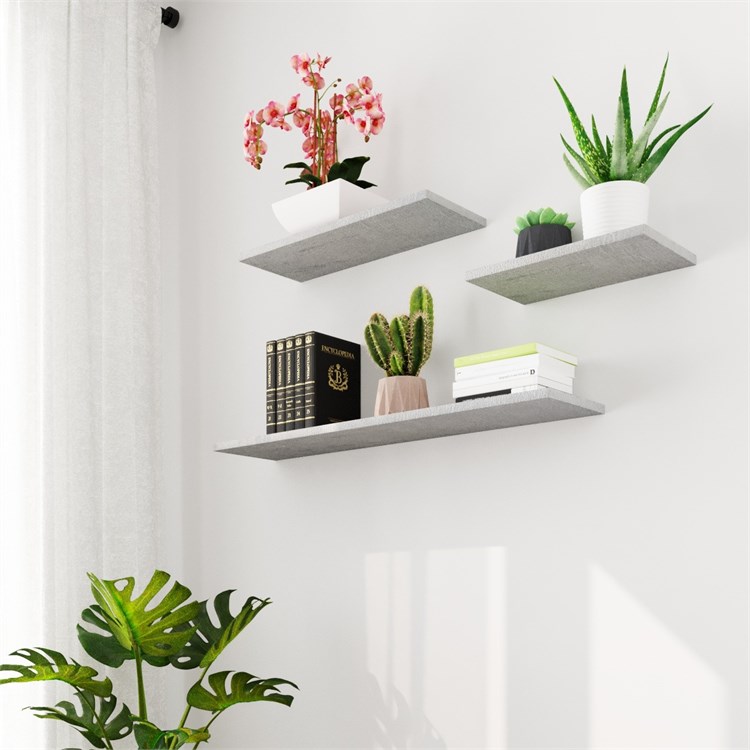 Wooden shelves in Mensole