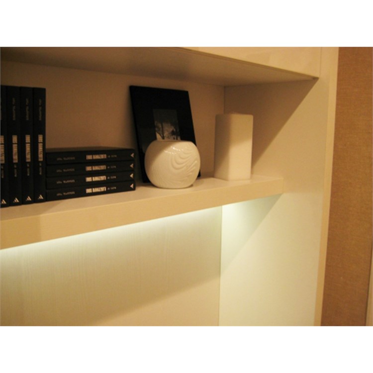 LED shelves in Mensole