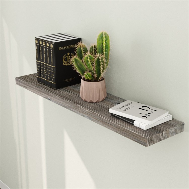 Customized shelves in Mensole