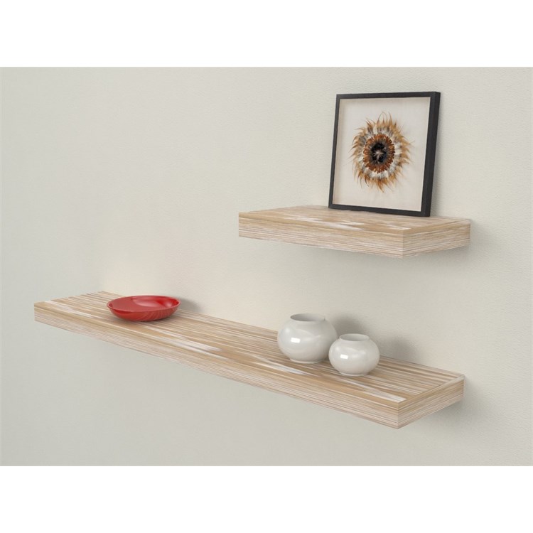Solid wood shelves in Mensole